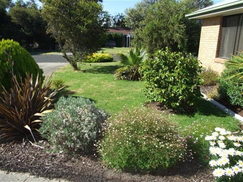 1/42 Walton Street, Cowes VIC 3922