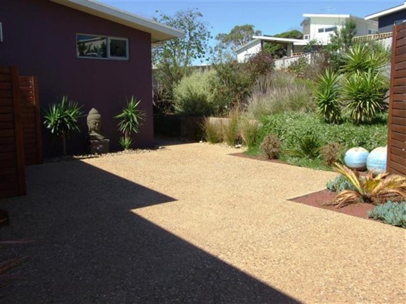 15 Seagrove Way, Cowes VIC 3922