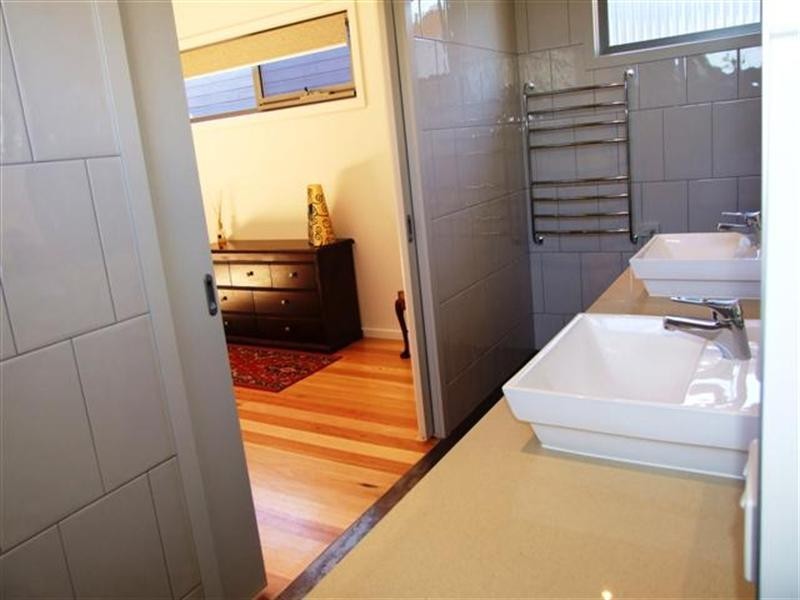 15 Seagrove Way, Cowes VIC 3922