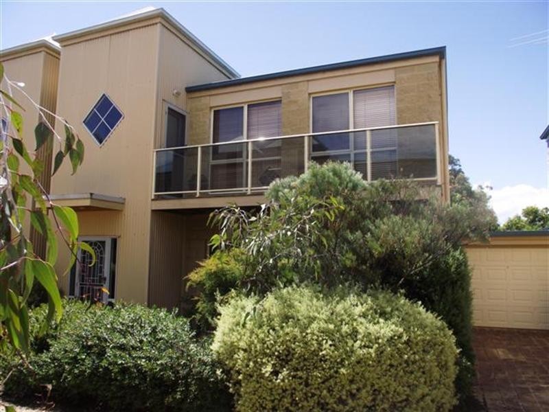 3/14 Osbourne Avenue, Cowes VIC 3922