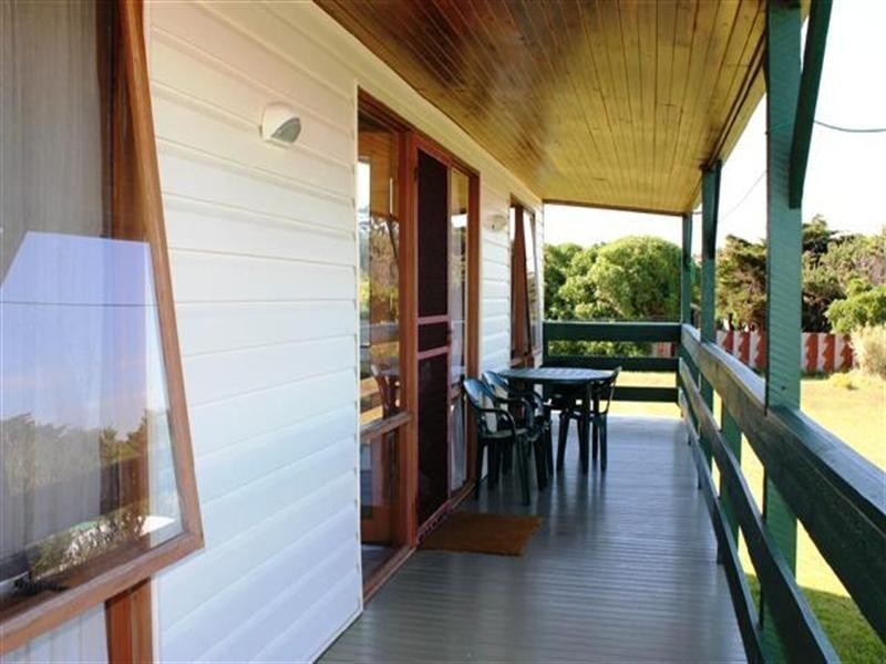 16 Pine Avenue, Surf Beach VIC 3922