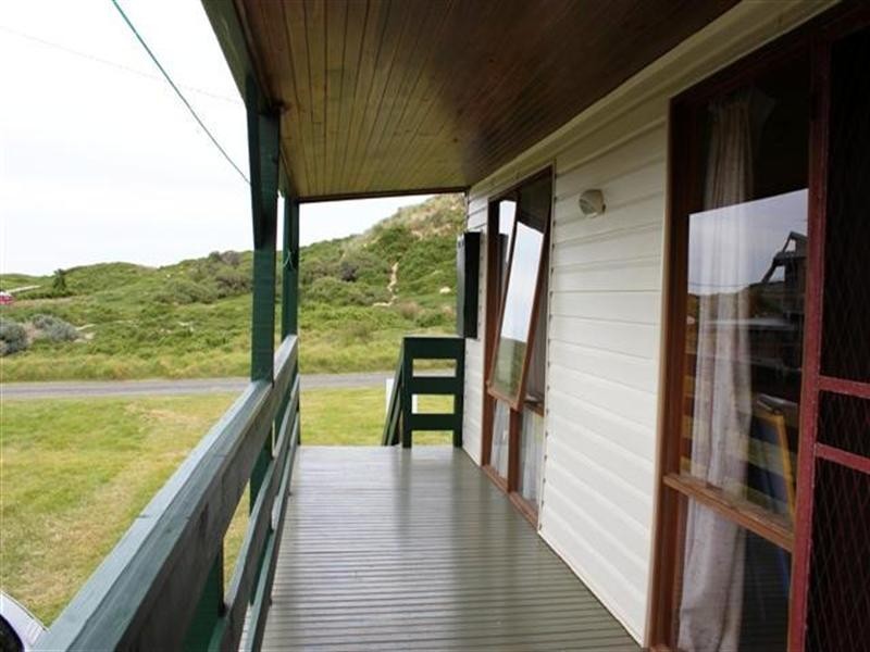 16 Pine Avenue, Surf Beach VIC 3922