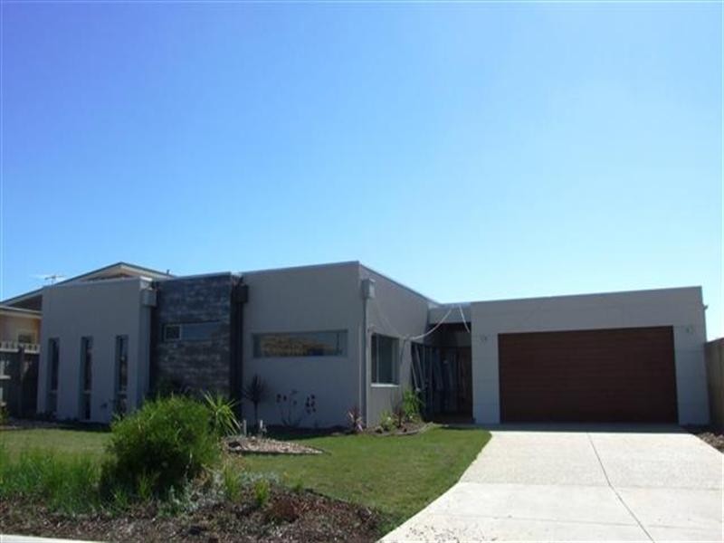 6 Sanctuary Drive, Cowes VIC 3922