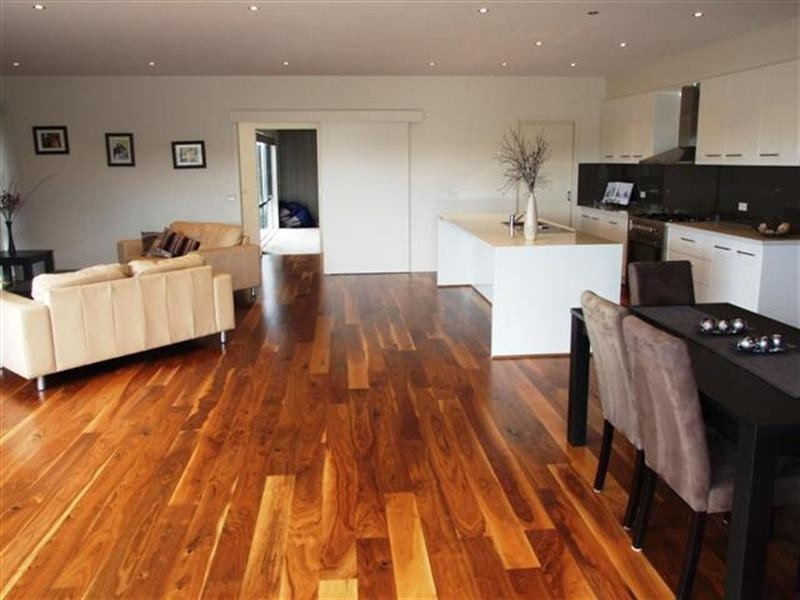 6 Sanctuary Drive, Cowes VIC 3922