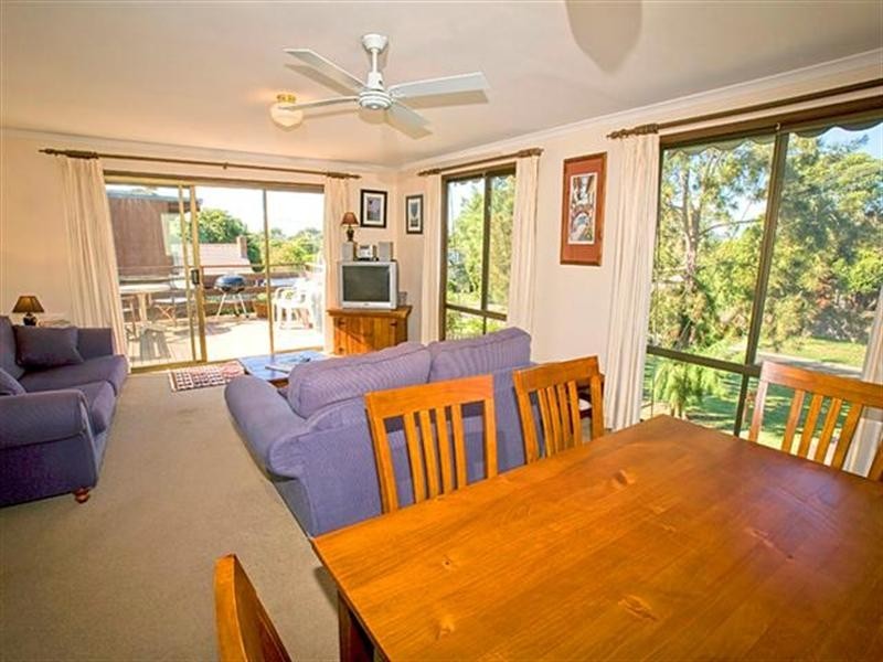 28 Raywood Avenue, Cowes VIC 3922