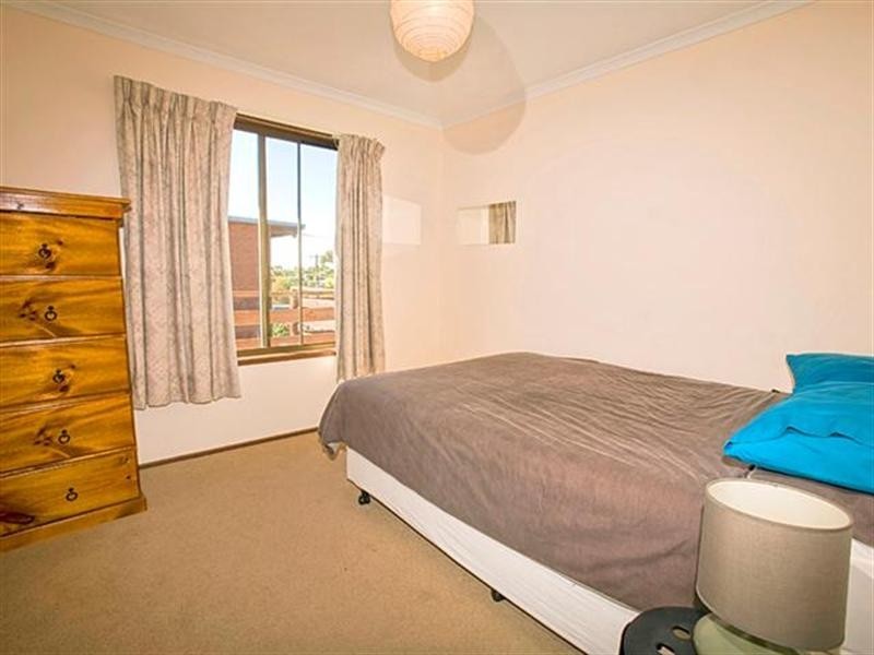 28 Raywood Avenue, Cowes VIC 3922