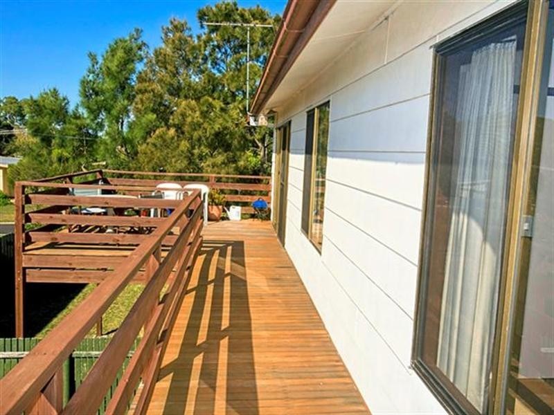 28 Raywood Avenue, Cowes VIC 3922