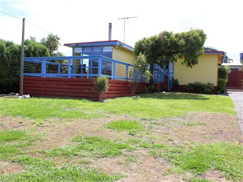 24 Dunvegan Crescent, Surf Beach VIC 3922