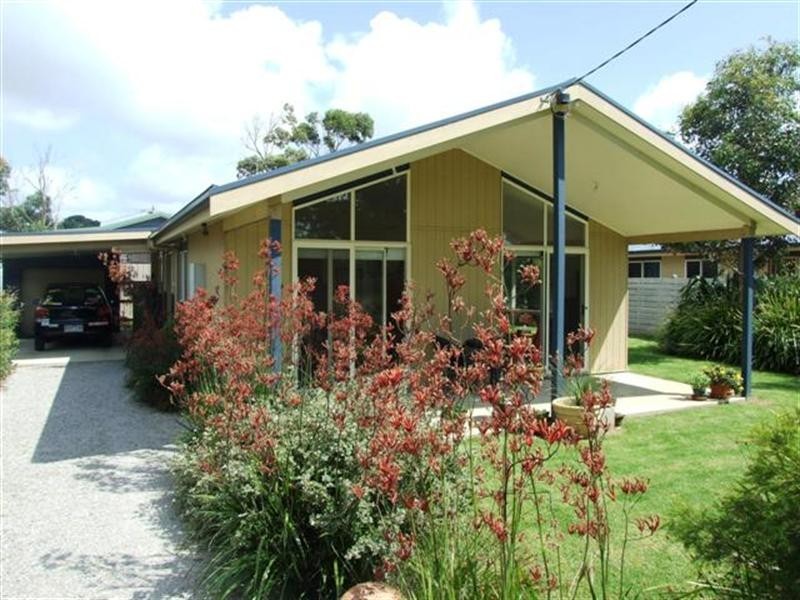 2A Batman Street, Surf Beach VIC 3922