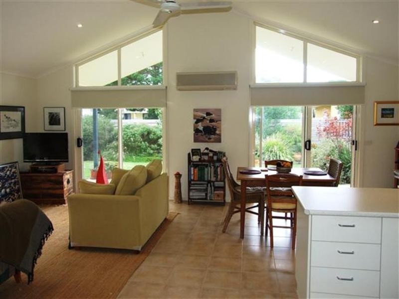 2A Batman Street, Surf Beach VIC 3922