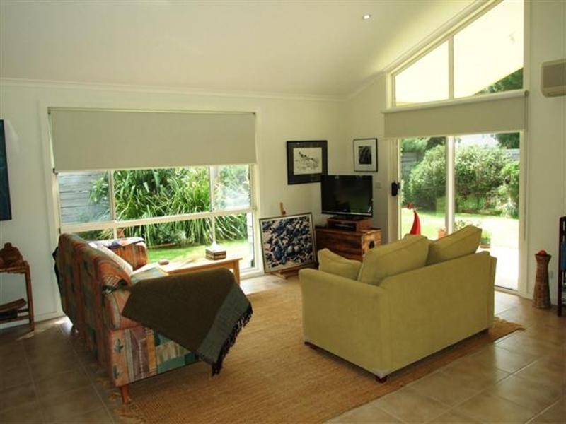 2A Batman Street, Surf Beach VIC 3922