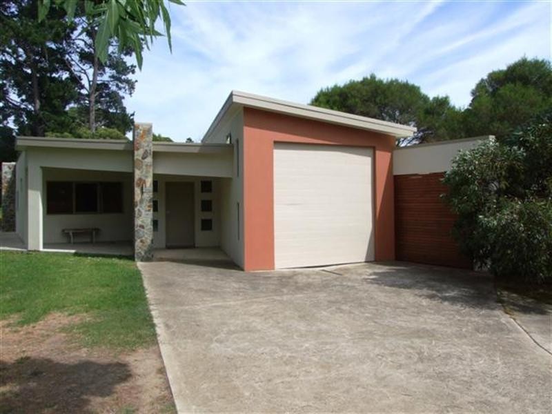 12 Anderson Road, Cowes VIC 3922