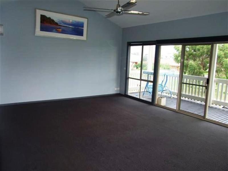 5 Carapooka, Cowes VIC 3922