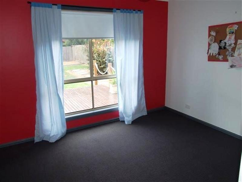 5 Carapooka, Cowes VIC 3922