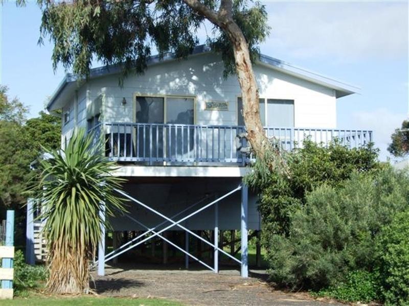 497 Settlement Road, Cowes VIC 3922