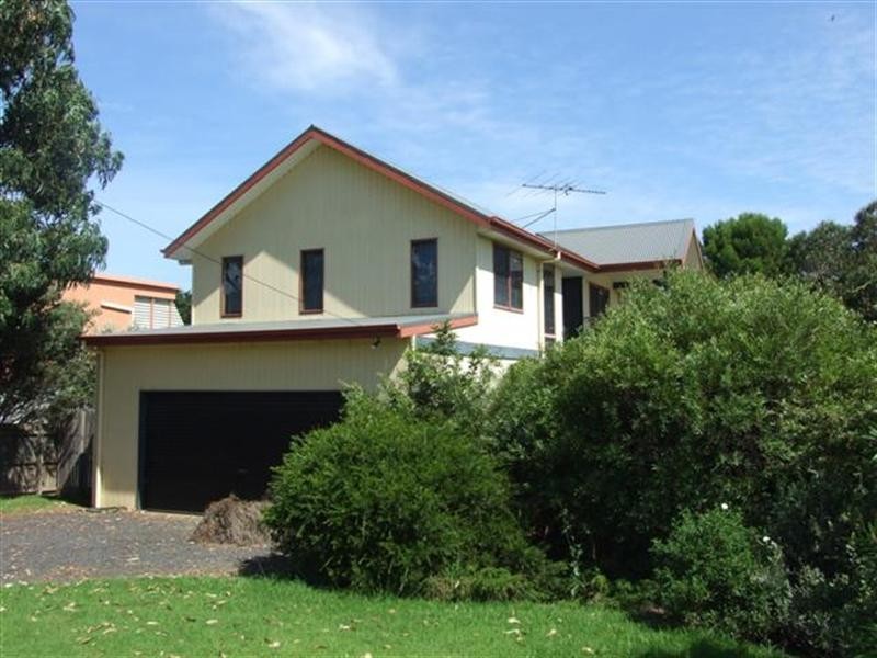 10 Bowcombe Road, Ventnor VIC 3922