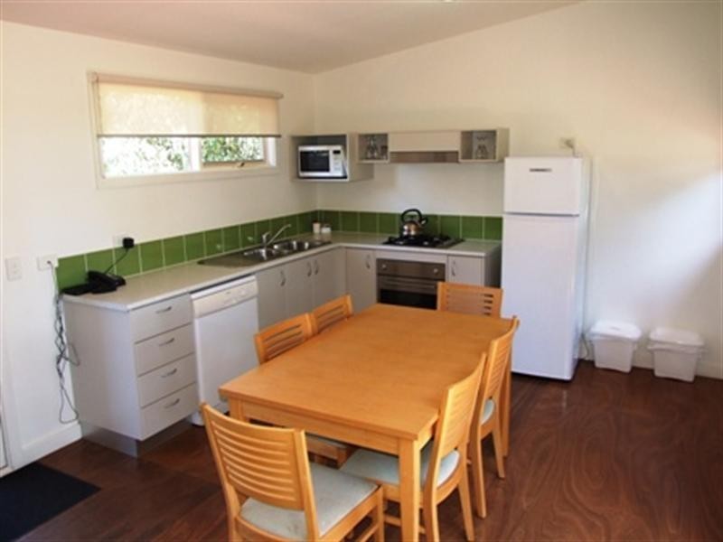 2128 Phillip Island Road, Cowes VIC 3922