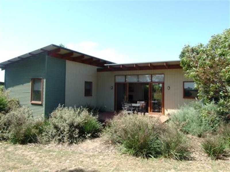 2128 Phillip Island Road, Cowes VIC 3922