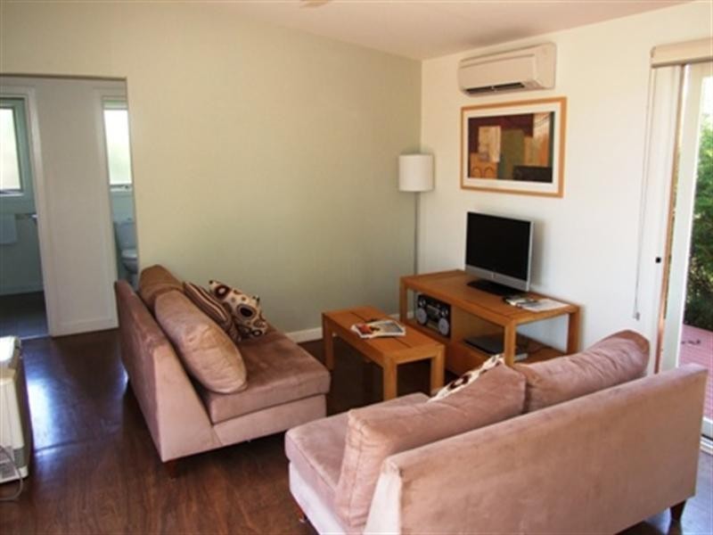 2128 Phillip Island Road, Cowes VIC 3922