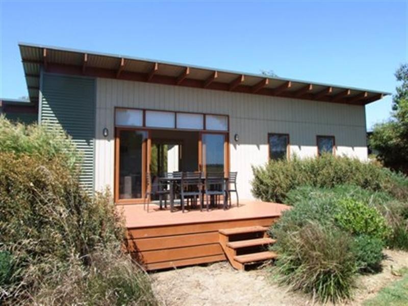 2128 Phillip Island Road, Cowes VIC 3922