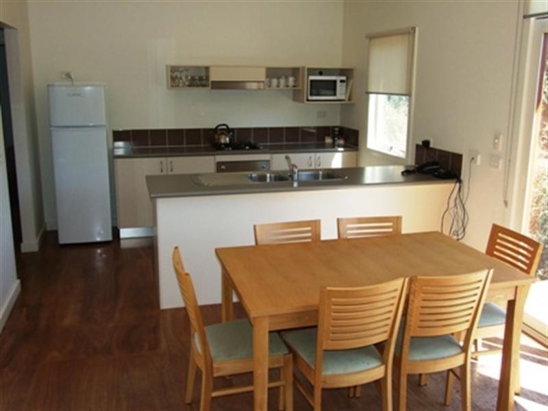 2128 Phillip Island Road, Cowes VIC 3922