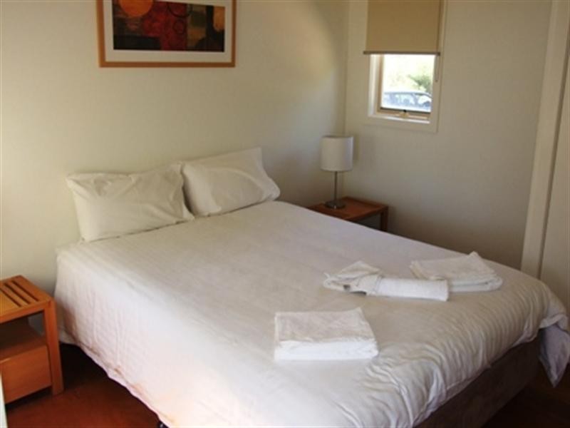 2128 Phillip Island Road, Cowes VIC 3922