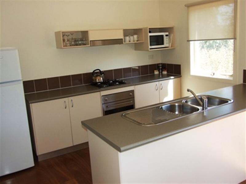 2128 Phillip Island Road, Cowes VIC 3922