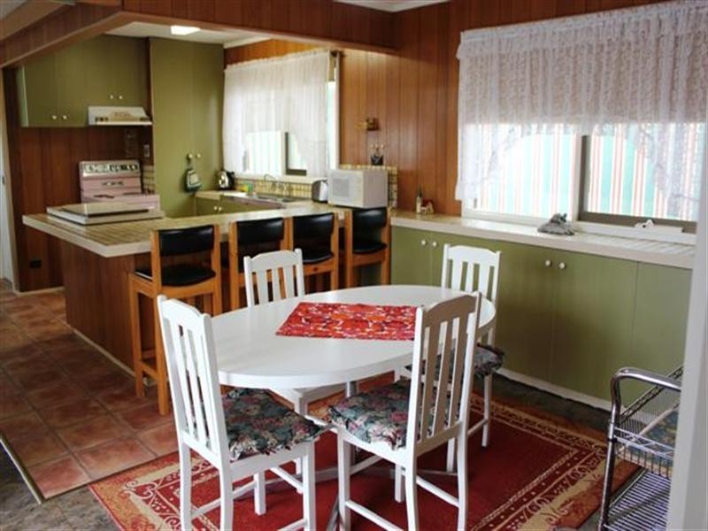 21 Sinclair Avenue, Surf Beach VIC 3922