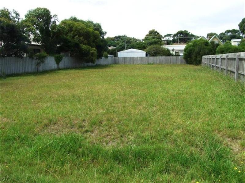 5 Golden Court, Sunset Strip VIC 3922