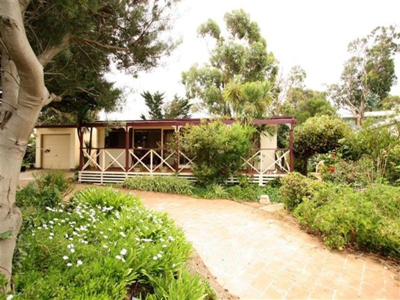 590 Settlement Road, Cowes VIC 3922