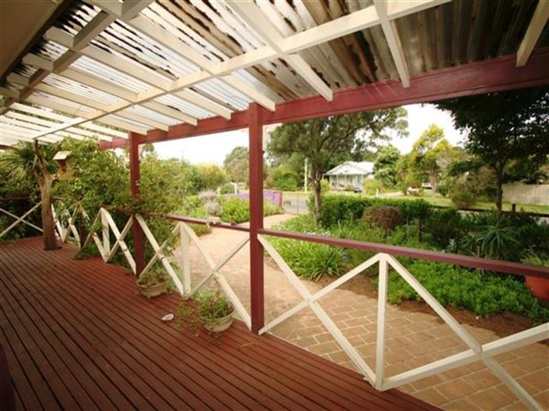 590 Settlement Road, Cowes VIC 3922