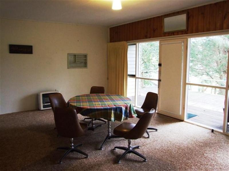 12 Beach Street, Cowes VIC 3922