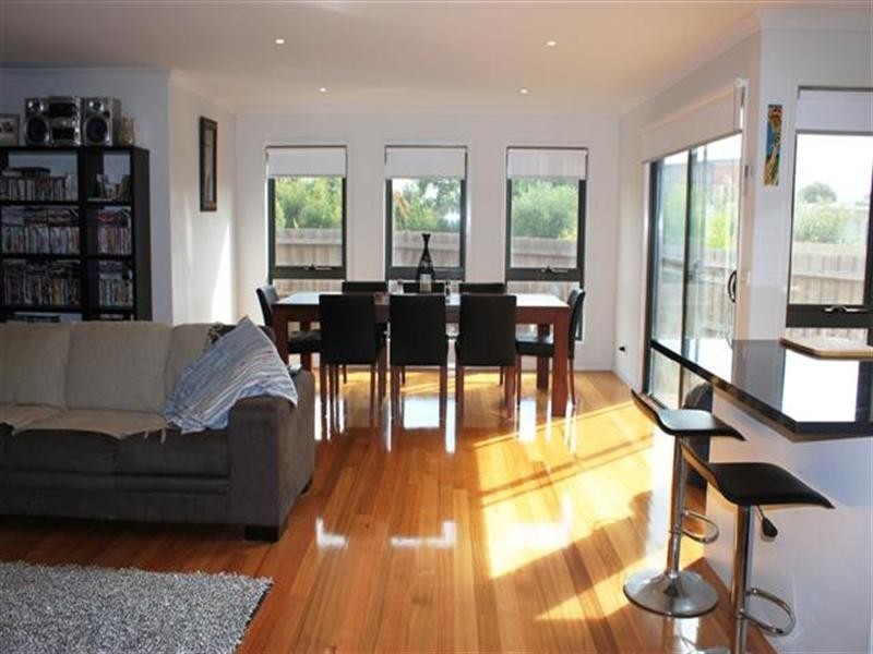21 Vision Circuit, Sunset Strip VIC 3922