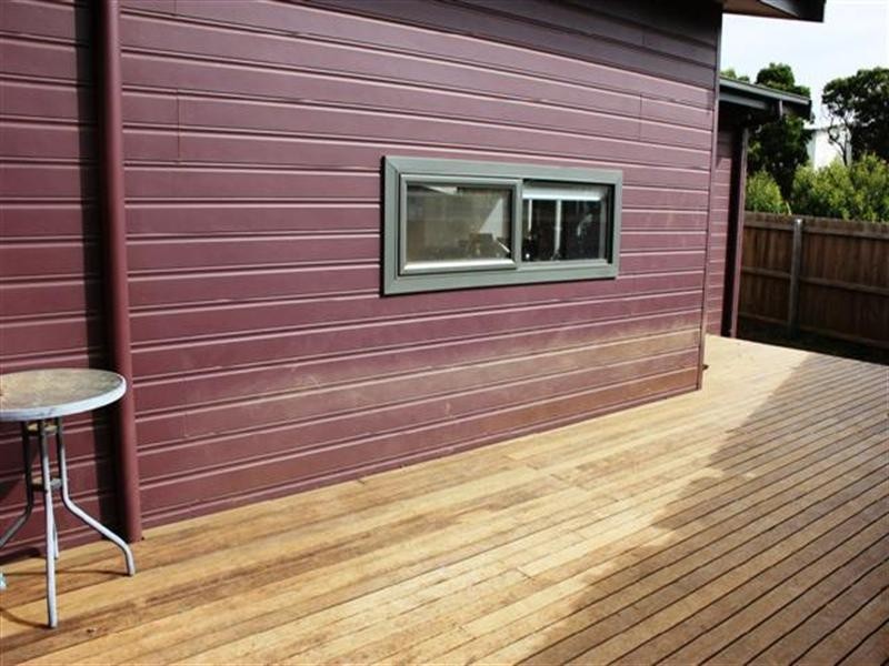 21 Vision Circuit, Sunset Strip VIC 3922