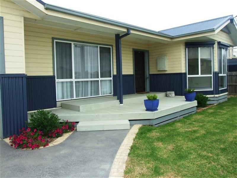 9 Tampa Road, Cape Woolamai VIC 3925