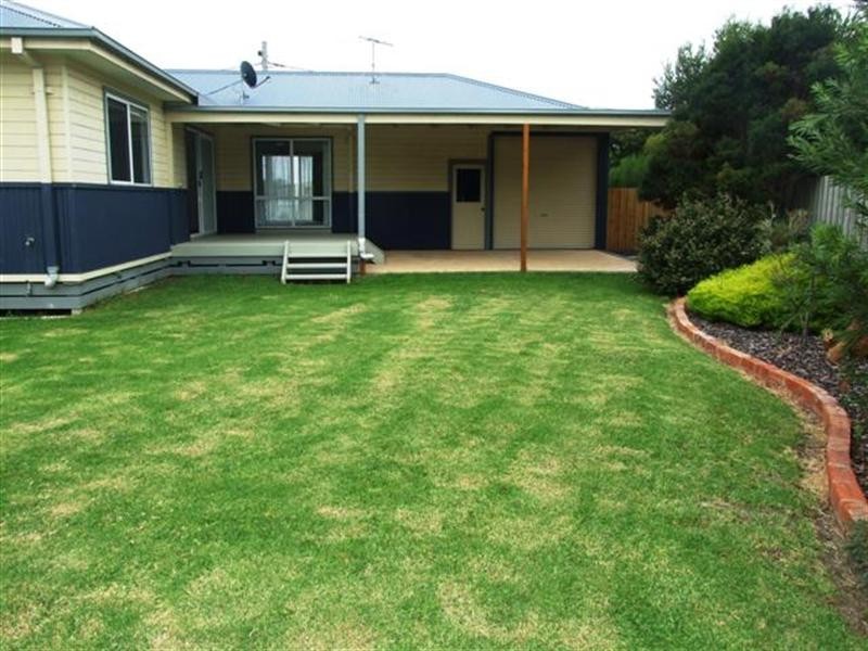 9 Tampa Road, Cape Woolamai VIC 3925