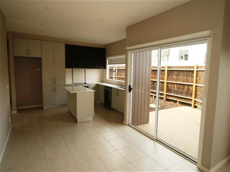 Unit 3 7-9 Norman Drive, Cowes VIC 3922