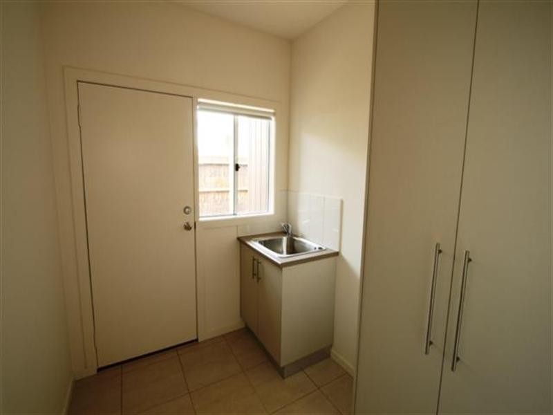 Unit 3 7-9 Norman Drive, Cowes VIC 3922