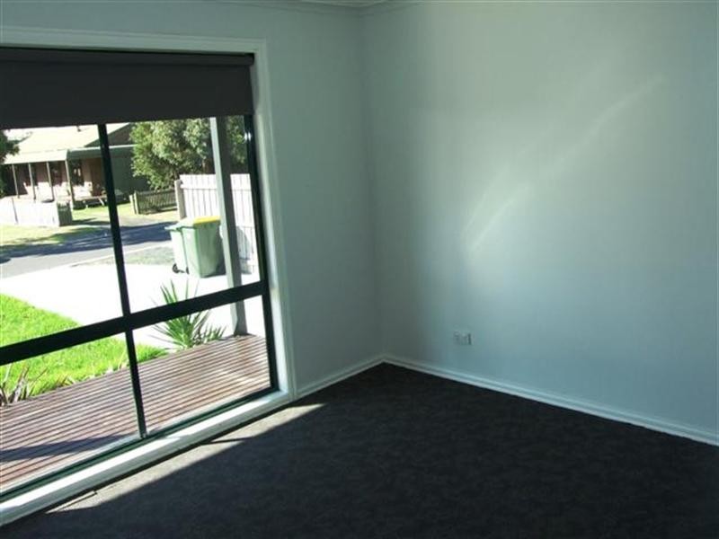 3 Terry Crescent, Wimbledon Heights VIC 3922