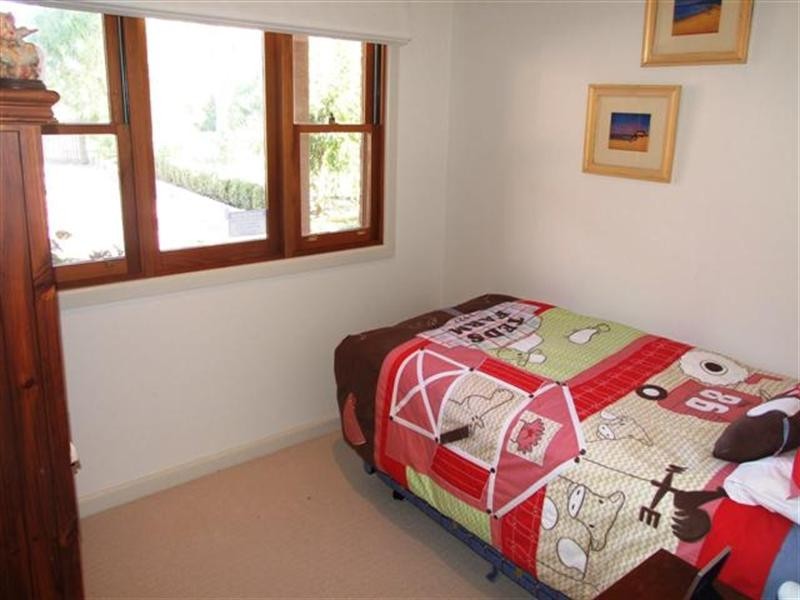 42 Reid Street, Rhyll VIC 3923