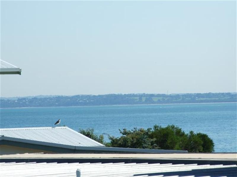 8 Walpole Street, Cowes VIC 3922