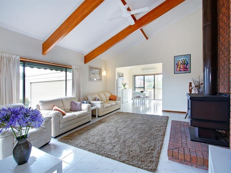 7 West Court, Cowes VIC 3922