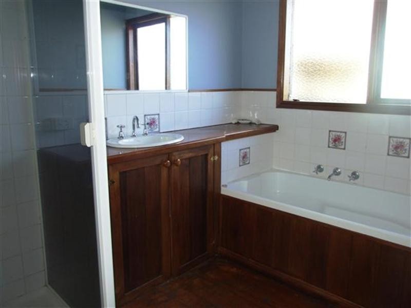 14 Highview Crescent, Surf Beach VIC 3922