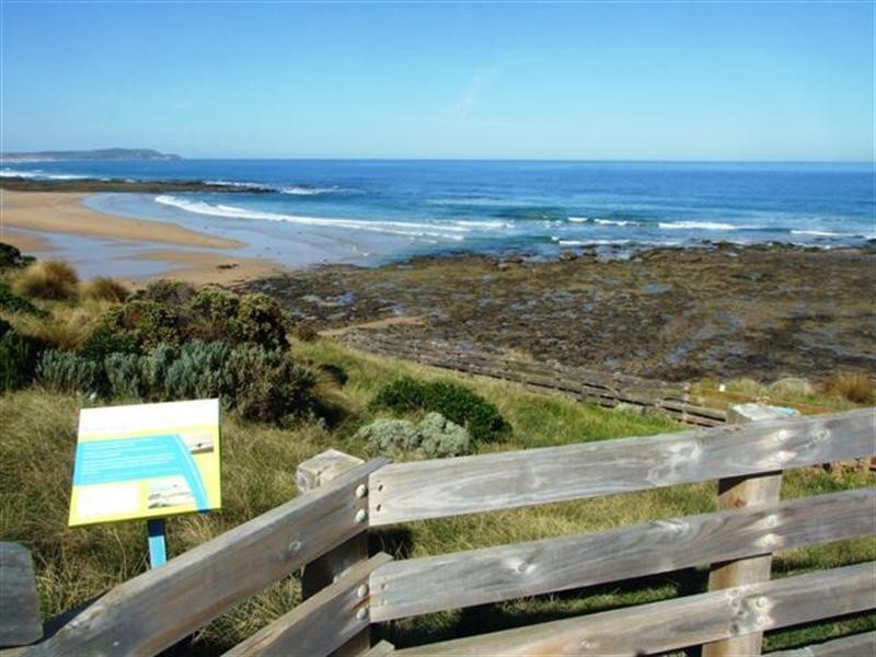 14 Highview Crescent, Surf Beach VIC 3922