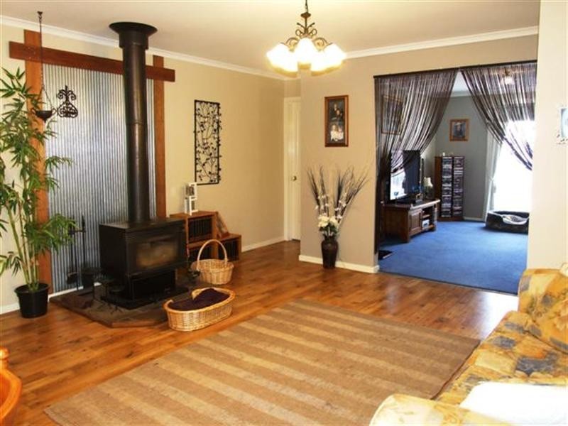 12 Galleon Crescent, Sunset Strip VIC 3922