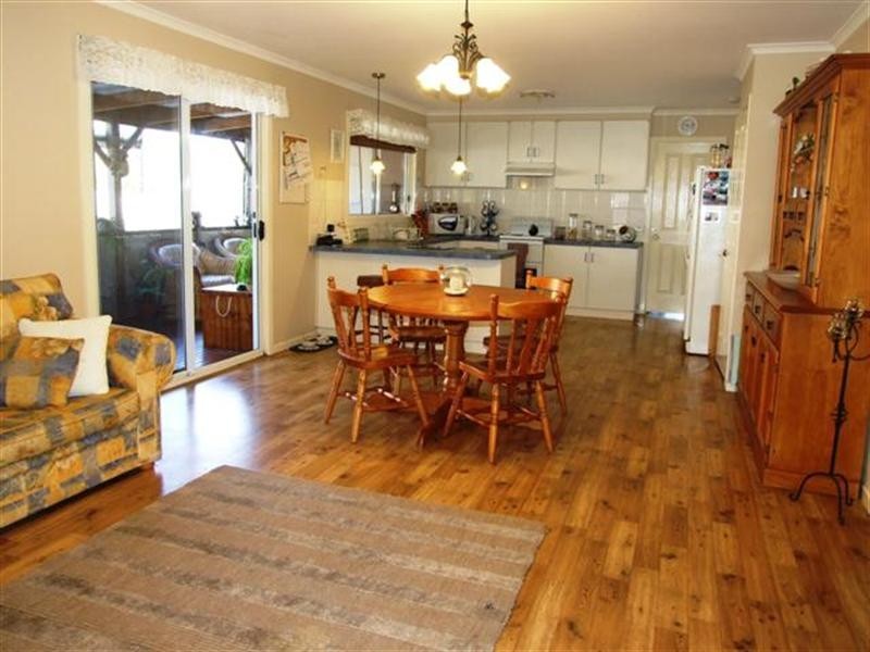 12 Galleon Crescent, Sunset Strip VIC 3922