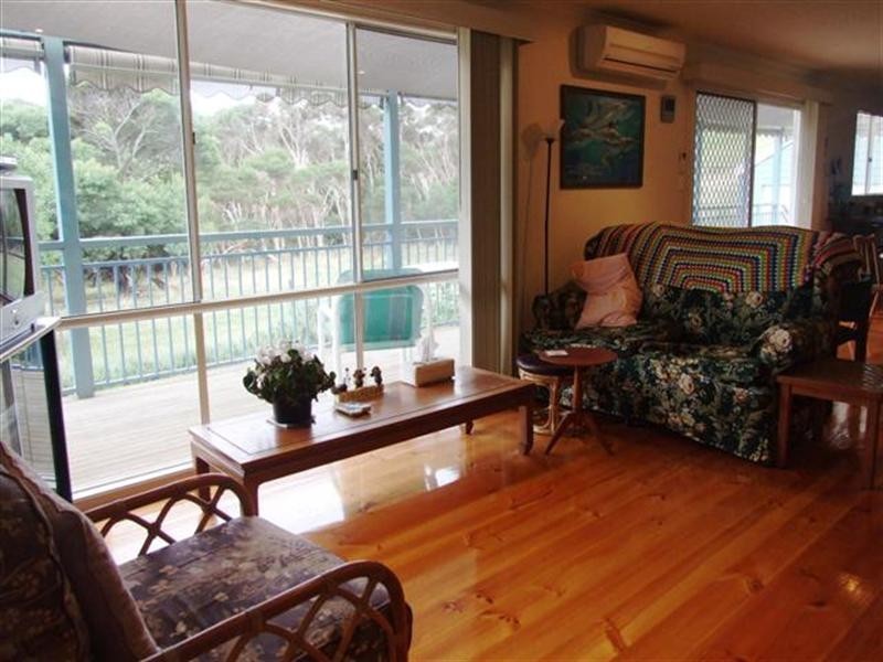 20 Wonthaggi Crescent, San Remo VIC 3925