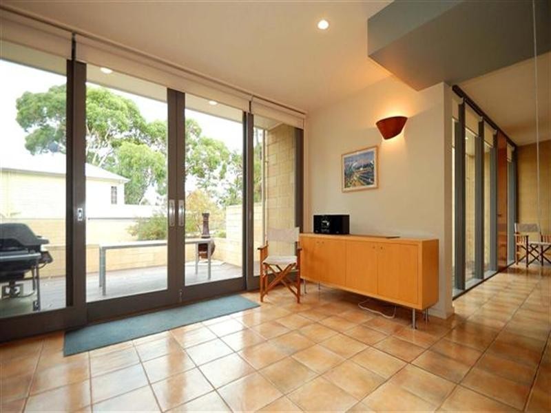 2 Seymour Place, Cowes VIC 3922