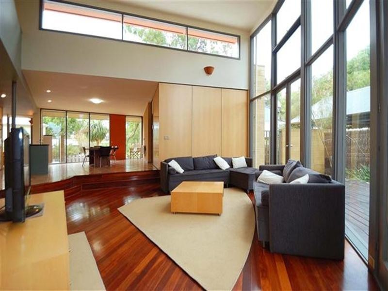 2 Seymour Place, Cowes VIC 3922