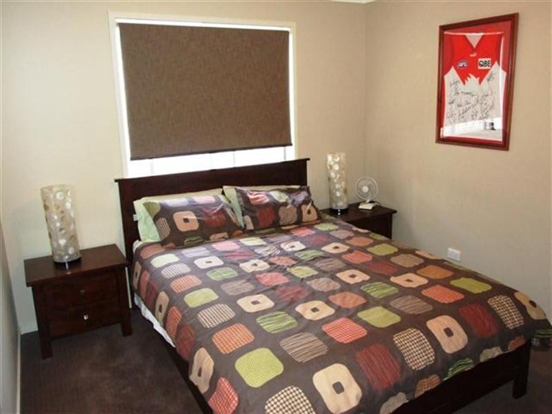 23 Robert Drive, Cowes VIC 3922